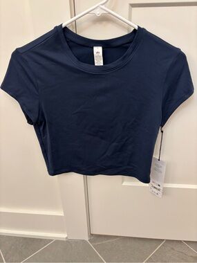 Alo Women's Alosoft Crop Finesse Short Sleeve Top